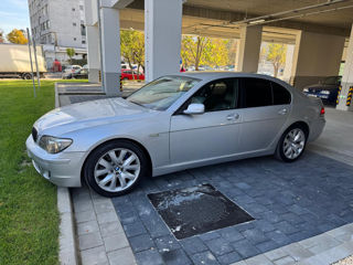 BMW 7 Series foto 3