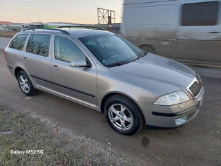 Skoda Octavia foto 3