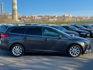 Ford Focus foto 5