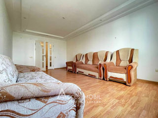 Apartament cu 3 camere, 104 m², Botanica, Chișinău foto 5