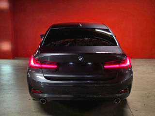 BMW 3 Series foto 3