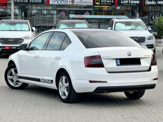 Skoda Octavia foto 3