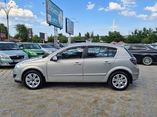 Opel Astra foto 4