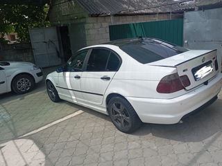 BMW 3 Series foto 3