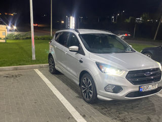 Ford Kuga foto 3