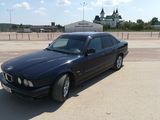 BMW 5 Series foto 4