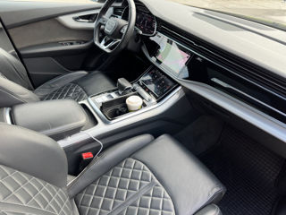 Audi Q8 foto 4