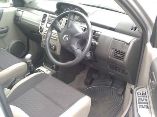 Nissan X-Trail foto 3