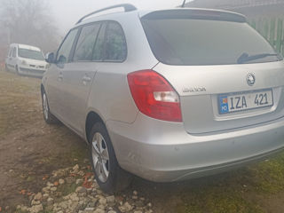 Skoda Fabia foto 2