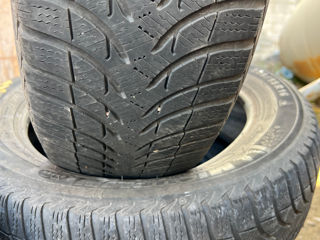 205-55-16 Michelin