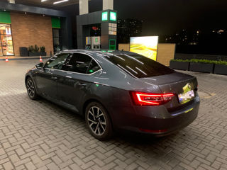 Skoda Superb foto 2