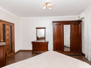 Apartament cu 2 camere, 78 m², Botanica, Chișinău foto 11