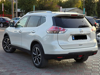 Nissan X-Trail foto 3