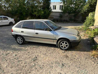 Opel Astra foto 1