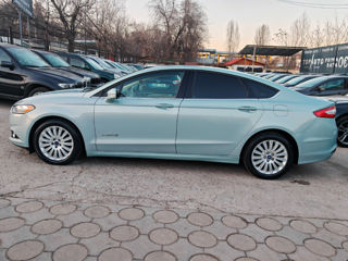 Ford Fusion foto 5