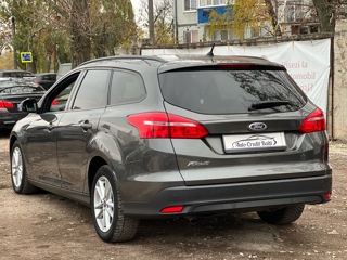 Ford Focus foto 8