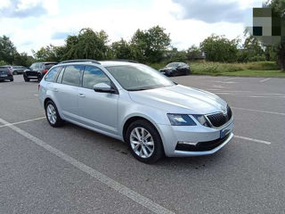 Skoda Octavia foto 2