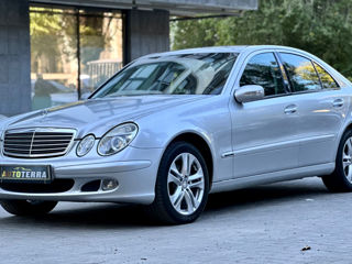 Mercedes E-Class foto 3