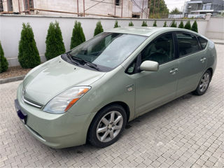 Toyota Prius foto 1