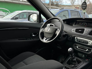 Renault Grand Scenic foto 16