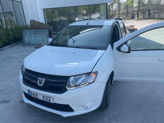 Dacia Logan foto 1