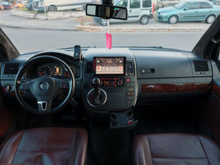 Volkswagen Multivan foto 10