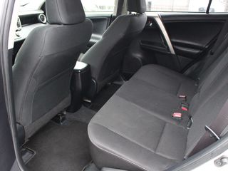 Toyota Rav 4 foto 9