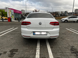 Volkswagen Passat foto 4