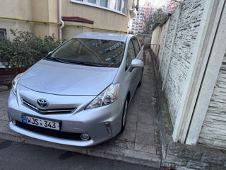 Toyota Prius + foto 6