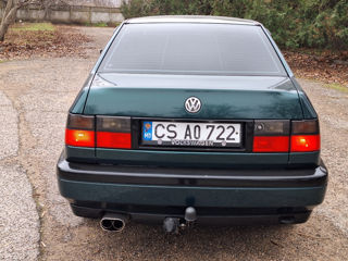 Volkswagen Vento foto 4