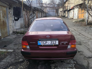 Toyota Camry foto 2