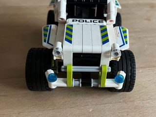 Lego tehnic 42047 Police Interceptor foto 2