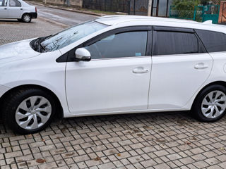 Toyota Auris foto 6