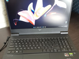 HP Victus 16