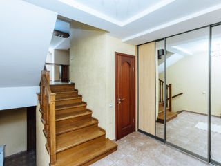 Duplex cu 3 nivele centrul sectorului botanica, cartier de lux str. cuza voda foto 6