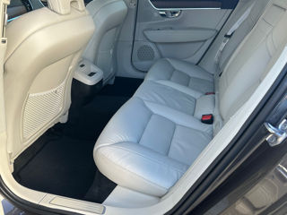 Volvo V90 Cross Country foto 8