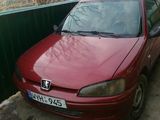 Peugeot 106 foto 1