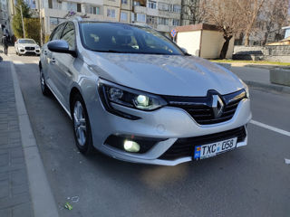 Renault Megane foto 2