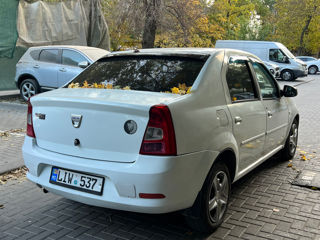 Dacia Logan foto 3