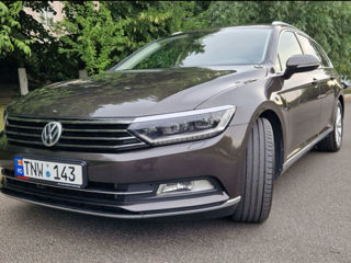 Volkswagen Passat foto 2