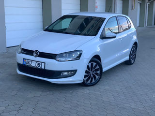 Volkswagen Polo foto 2