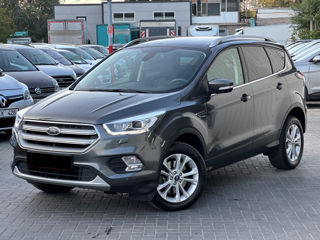 Ford Kuga foto 1