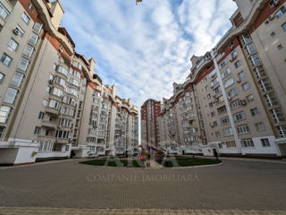 Apartament cu 2 camere, 90 m², Centru, Chișinău foto 19