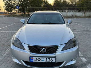 Lexus IS Series