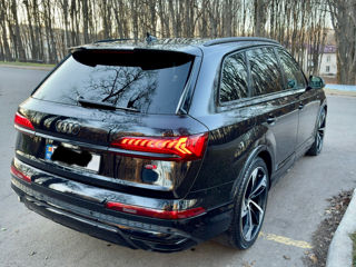 Audi Q7 foto 2