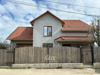 Casă individuală cu reparație în Dumbrava, 6 ari, 180 m2, 2 nivele, cazangerie, garaj, beci. foto 20
