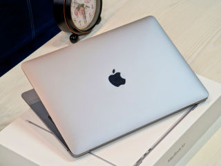 MacBook Air Retina 2020 (Apple M1/8Gb Ram/256Gb SSD/170 Cycles/13.3" Retina) foto 12