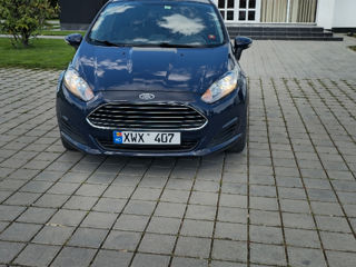 Ford Fiesta 5D foto 5