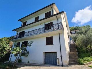 Итальянская компания предлагаем Вам недвижимость в Италии,с правильным и законным оформлением сделки foto 5