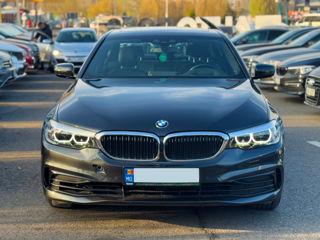 BMW 5 Series foto 4